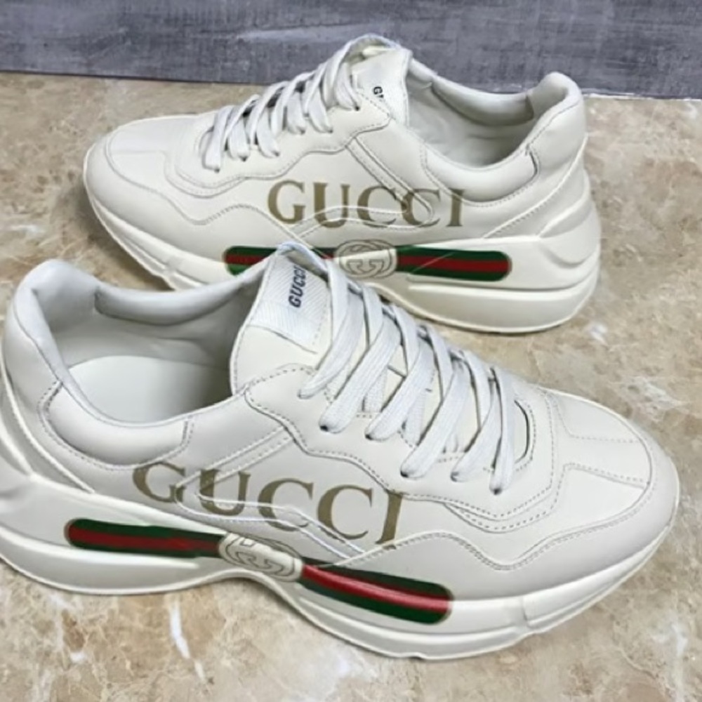 Gucci White Leather Platform Sneakers with Green-Red Web